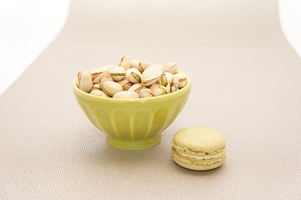 nikkolette-s-macarons-pistachio-macaron.jpg